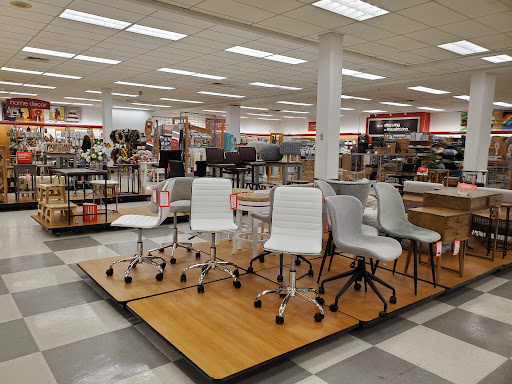 Department Store «T.J. Maxx», reviews and photos, 2631 MacArthur Rd, Whitehall, PA 18052, USA