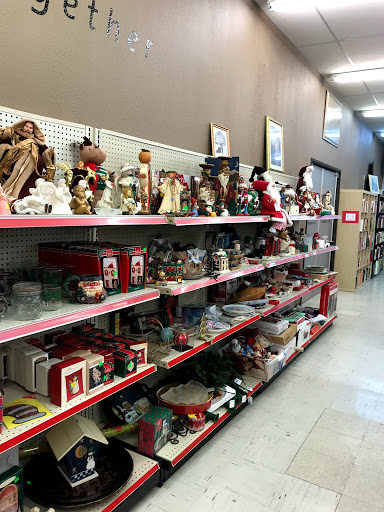 Thrift Store «Metrocrest Resale», reviews and photos, 2661 Midway Rd #207, Carrollton, TX 75006, USA