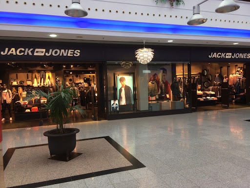 Jack & Jones