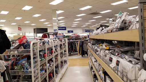 Department Store «Marshalls», reviews and photos, 3855 E Foothill Blvd, Pasadena, CA 91107, USA
