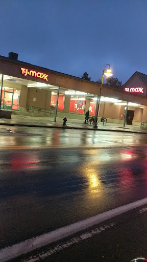 Department Store «T.J. Maxx», reviews and photos, 525 Harvard St, Brookline, MA 02446, USA
