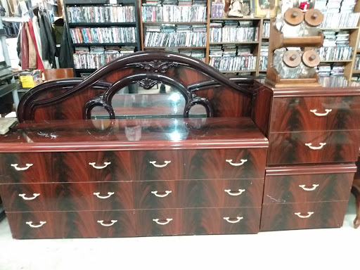 Flea Market «Awesome Deals Flea Market», reviews and photos, 19331 28th St, Long Beach, MS 39560, USA