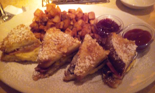 Movie Theater «AMC Palace 9», reviews and photos, 220 E 3rd St, Fort Worth, TX 76102, USA