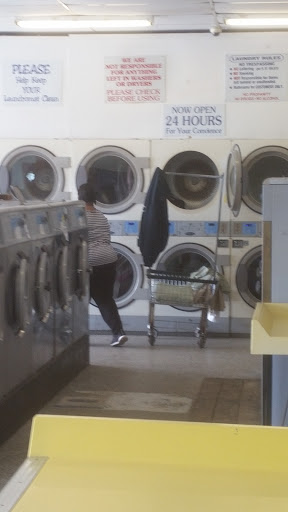 Laundromat «Coin Laundry», reviews and photos, 3845 Baymeadows Rd, Jacksonville, FL 32217, USA