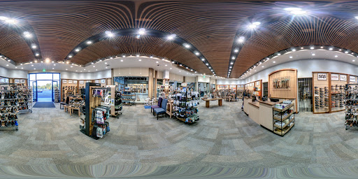 Shoe Store «Shoe Mill», reviews and photos, 9609 SW Washington Square Rd, Portland, OR 97223, USA