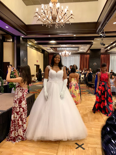 Bridal Shop «Elegant Designs Bridal», reviews and photos, 2001 Arden Way, Sacramento, CA 95825, USA