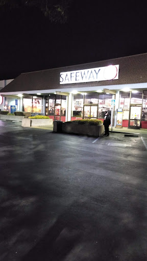 Safeway image