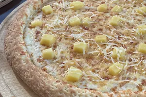 Sariq bola pizza Sergeli image