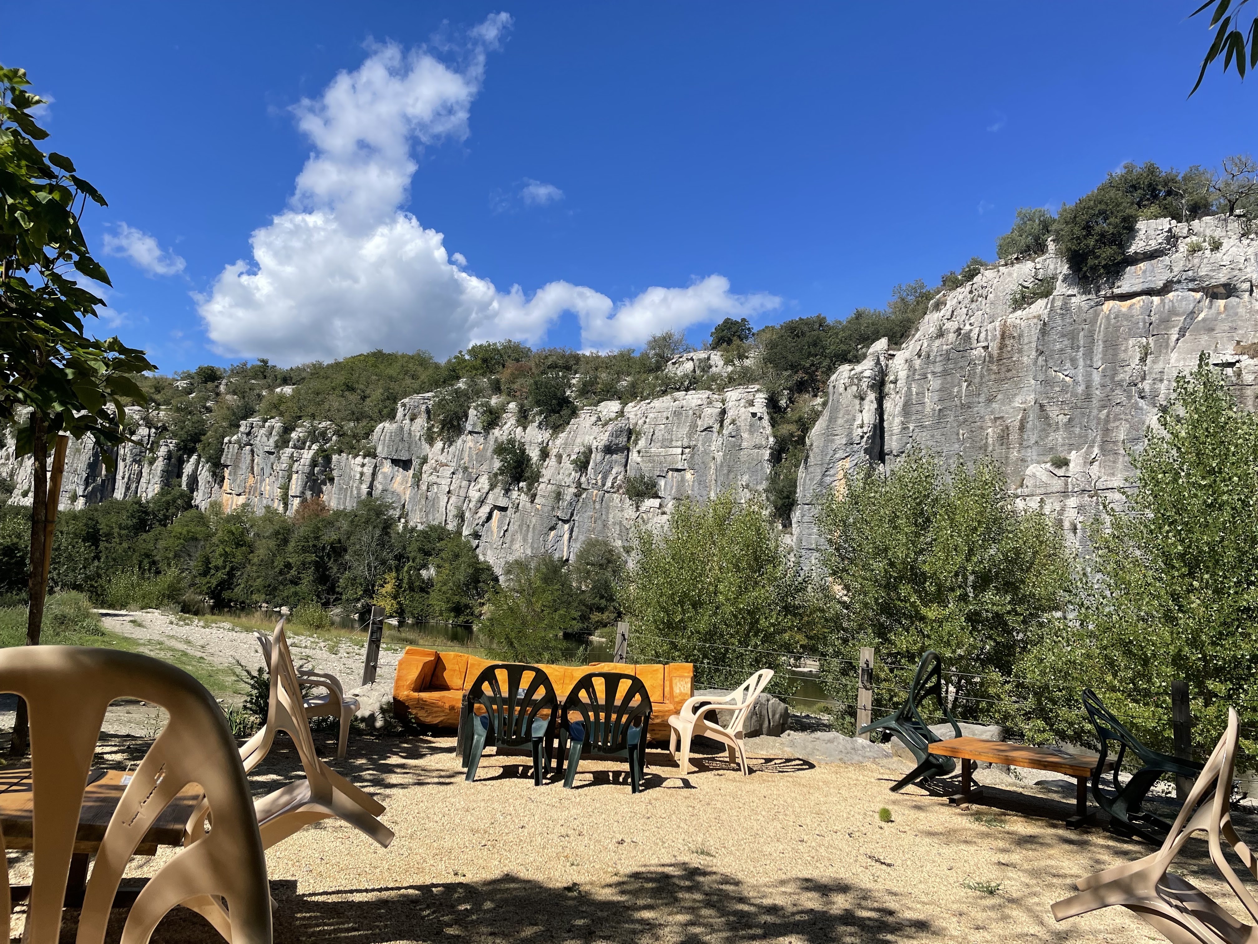 Photo n° 5 de l'avis de A. fait le 14/10/2023 à 06:16
