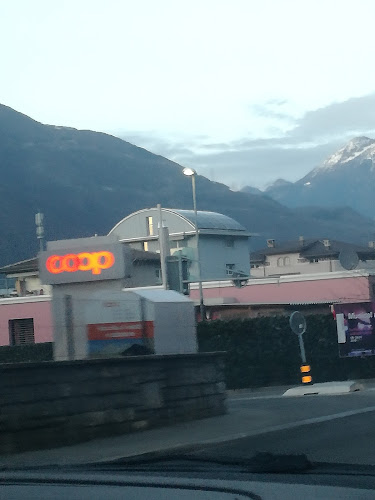 Coop Pronto con stazione di servizio Giubiasco - Tankstelle