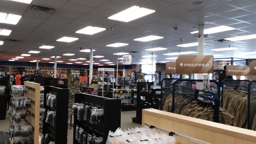 Army & Navy Surplus Shop «US Patriot Tactical», reviews and photos, 16298 Fort Campbell Blvd, Oak Grove, KY 42262, USA