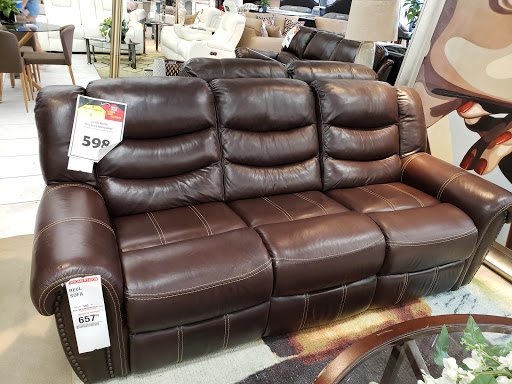 Shopping Mall «Drew 19 Shopping Center», reviews and photos, 21311 US Hwy 19 N, Clearwater, FL 33765, USA