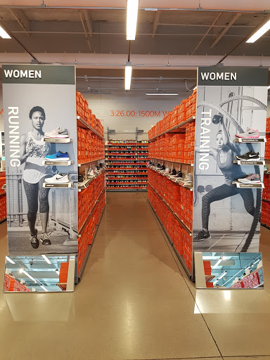 Sporting Goods Store «Nike Factory Store», reviews and photos, 9851 South Eastern Avenue, Las Vegas, NV 89183, USA