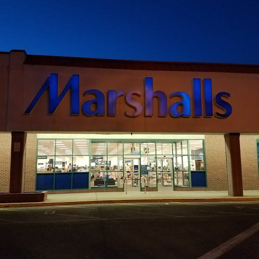 Shopping Mall «Stadium Plaza Shopping Center», reviews and photos, 10 Main St, Tewksbury, MA 01876, USA