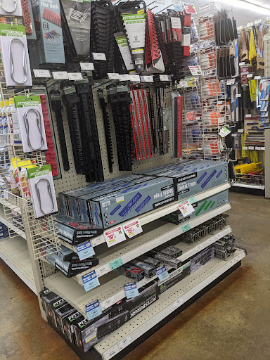 Hardware Store «Harbor Freight Tools», reviews and photos, 356 S Broadway STE 3, Salem, NH 03079, USA