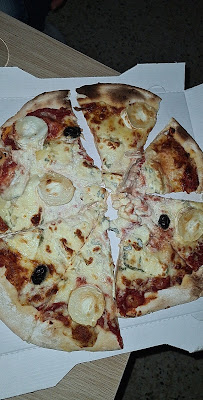 Pizza du Pizzeria Le Saint Georges à Cahors - n°6