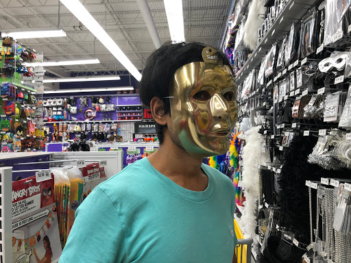 Clothing Store «Ross Dress for Less», reviews and photos, 1427 W Pipeline Rd, Hurst, TX 76053, USA