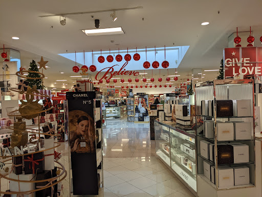 Shopping Mall «Westfield Oakridge», reviews and photos, 925 Blossom Hill Road, San Jose, CA 95123, USA