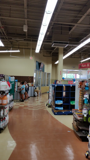 Pet Supply Store «Petco Animal Supplies», reviews and photos, 300 Quaker Ln #3, Warwick, RI 02886, USA