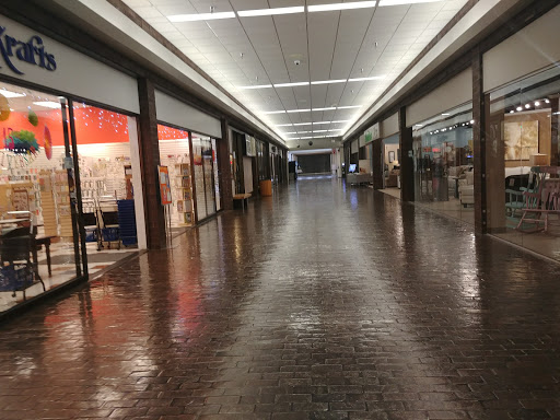 Shopping Mall «Moorhead Center Mall», reviews and photos, 510 Center Ave, Moorhead, MN 56560, USA