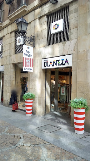 OLAÑETA Moda Bilbao. Tienda de ropa para mujer y hombre 🌈👕 👗👛👟🌈