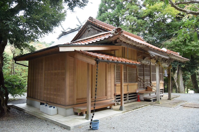 生馬神社（大岩大明神）