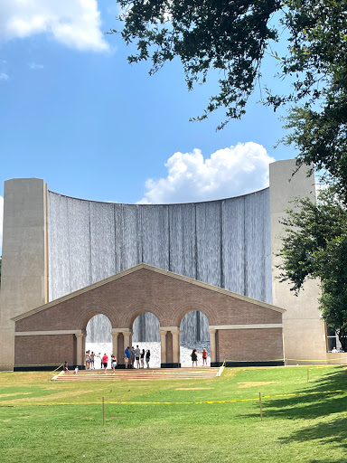 Gerald D. Hines Waterwall Park