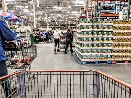 Warehouse store «Costco Wholesale», reviews and photos, 218 Lower Mountain View Dr, Colchester, VT 05446, USA
