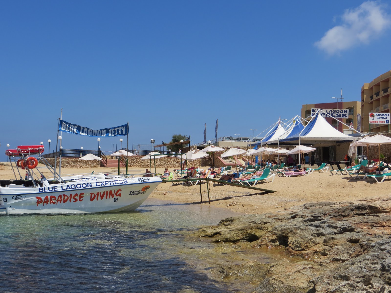 Zdjęcie Cirkewwa Bay obszar kurortu nadmorskiego