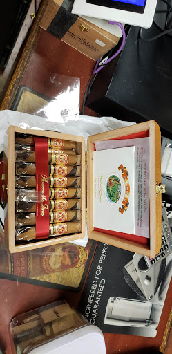 Tobacco Shop «Tobacco Leaf», reviews and photos, 7351 Assateague Dr, Jessup, MD 20794, USA