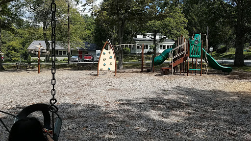 Park «Collins Street Playground», reviews and photos, 37 Collins Ave, Amesbury, MA 01913, USA