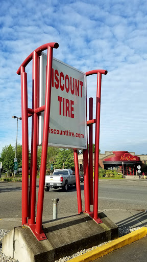 Tire Shop «Discount Tire Store - Auburn, WA», reviews and photos, 901 Outlet Collection Way, Auburn, WA 98001, USA