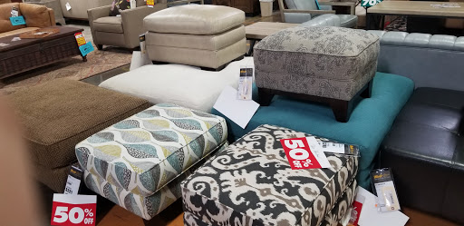 Furniture Store «The Dump Furniture Outlet», reviews and photos, 1800 East Dr, Oaks, PA 19456, USA