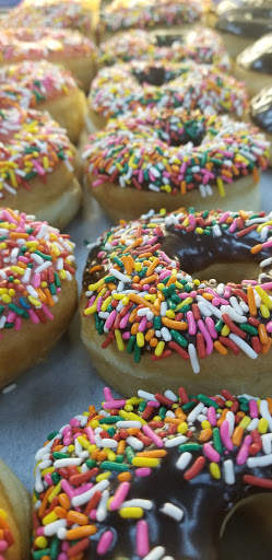 Donut Shop «Daylight Donuts», reviews and photos, 3560 E Court St, Iowa City, IA 52245, USA