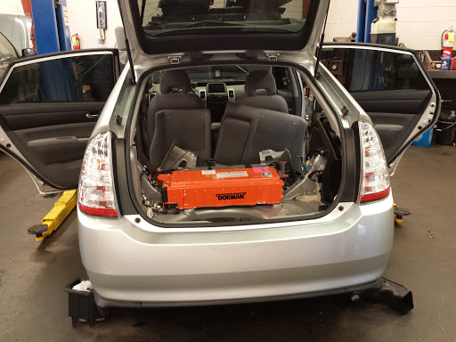 Auto Repair Shop «Atlanta Hybrid Repair», reviews and photos, 5630 Peachtree Blvd, Atlanta, GA 30341, USA