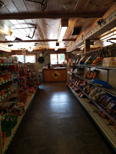 Pizza Takeaway «Bear Paw Pizza & Market», reviews and photos, 6444 Western Ave, Glen Arbor, MI 49636, USA