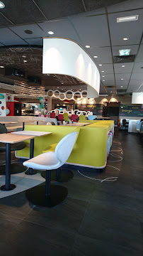 Atmosphère du Restauration rapide McDonald's à Saint-Cergues - n°17