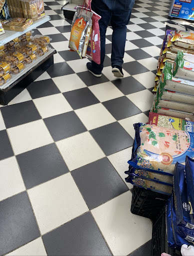 Grocery Store «Shalimar Halal Meat & Grocery», reviews and photos, 41 Middlesex Ave, Iselin, NJ 08830, USA