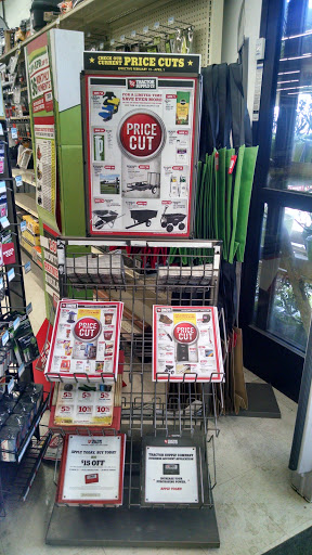 Home Improvement Store «Tractor Supply Co.», reviews and photos, 609 N Dupont Blvd, Milford, DE 19963, USA