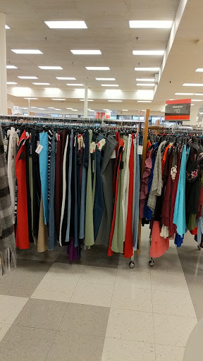 Department Store «T.J. Maxx», reviews and photos, 701 N Milwaukee Ave #252, Vernon Hills, IL 60061, USA