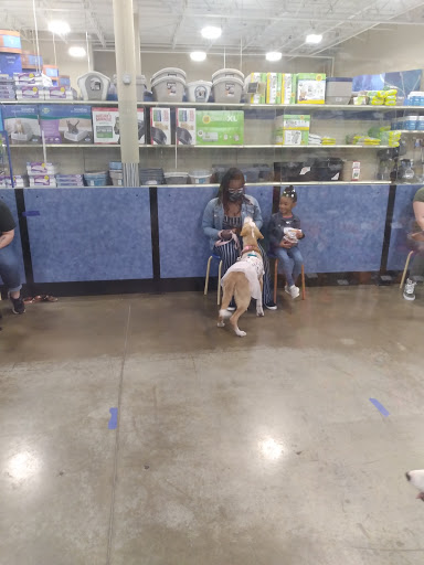 Pet Supply Store «PetSmart», reviews and photos, 1421 Carl D Silver Parkway, Fredericksburg, VA 22401, USA