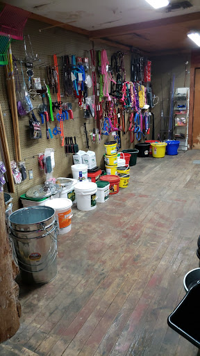 Pet Supply Store «Park Feed Store & Pet Supply», reviews and photos, 5775 Park Blvd N, Pinellas Park, FL 33781, USA