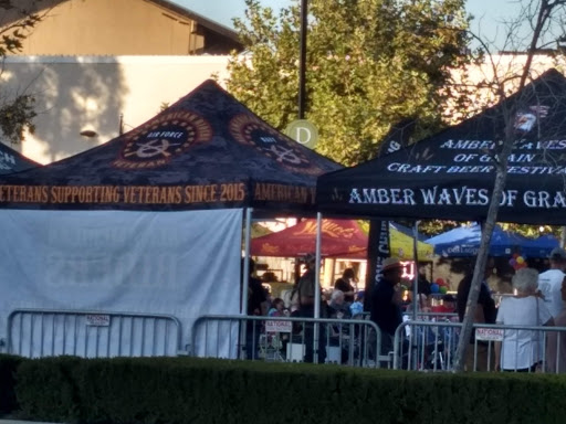 Shopping Mall «Shops At Dos Lagos», reviews and photos, 2780 Cabot Dr #140, Corona, CA 92883, USA