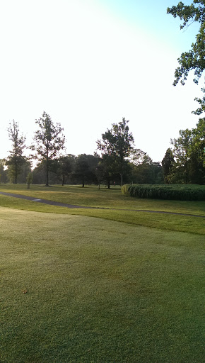 Golf Course «Vineyard Golf Course», reviews and photos, 600 Nordyke Rd, Cincinnati, OH 45255, USA