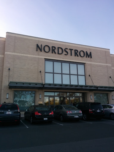 Shopping Mall «The Village at Corte Madera», reviews and photos, 1618 Redwood Hwy, Corte Madera, CA 94925, USA