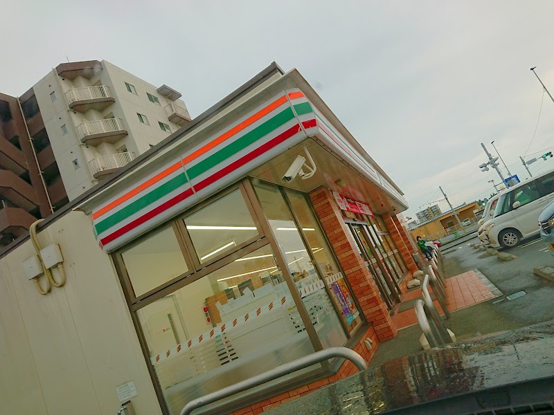 セブン-イレブン 牛久ひたち野西３丁目店