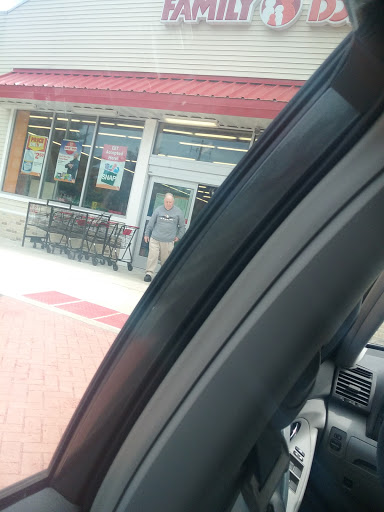 Dollar Store «FAMILY DOLLAR», reviews and photos, 126 Front St, Frederica, DE 19946, USA