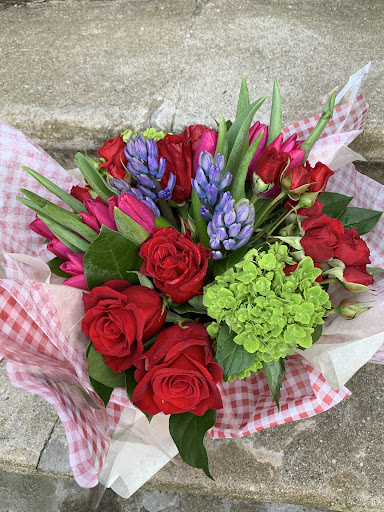 Florist «Flores Mantilla», reviews and photos, 164 Washington St, Marblehead, MA 01945, USA