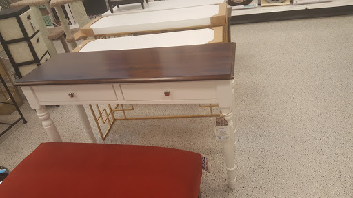 Clothing Store «Ross Dress for Less», reviews and photos, 527 Baltimore Pike, Bel Air, MD 21014, USA