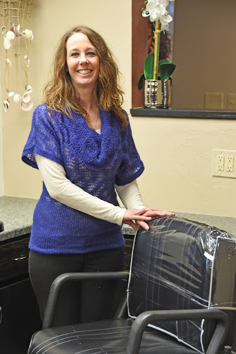 Hair Salon «Island Tropics Hair Design & Spa», reviews and photos, 126 E Division St, Shawano, WI 54166, USA